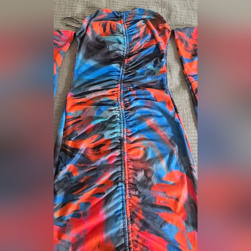 Lilly's Kloset Blue/Red Ruched Bodycon Dress with Dolman Sleeves, Worn Once.